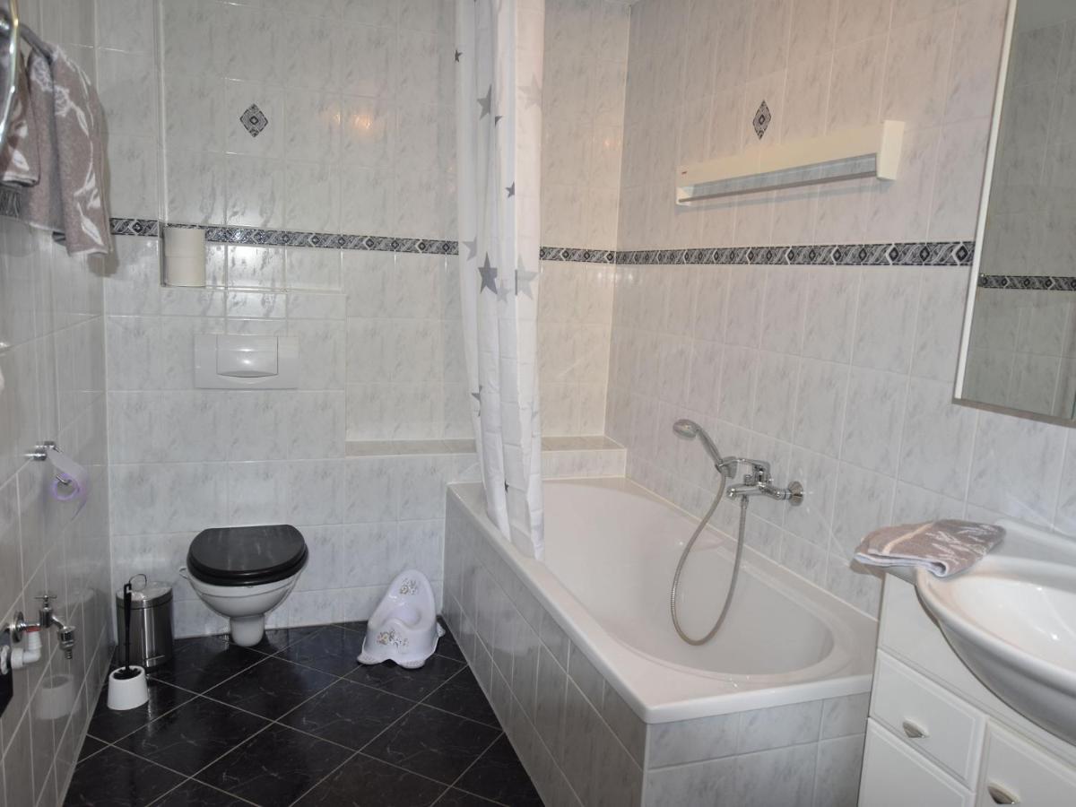 Modern Bungalow In Kroepelin With Gardenヴィラ 部屋 写真
